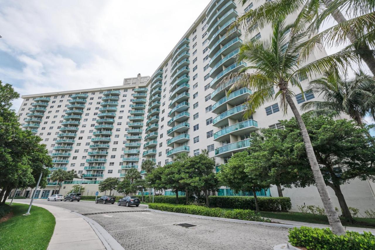 סאני איילס ביץ' Miami Beach Collins Ave Apartments Free Parking מראה חיצוני תמונה