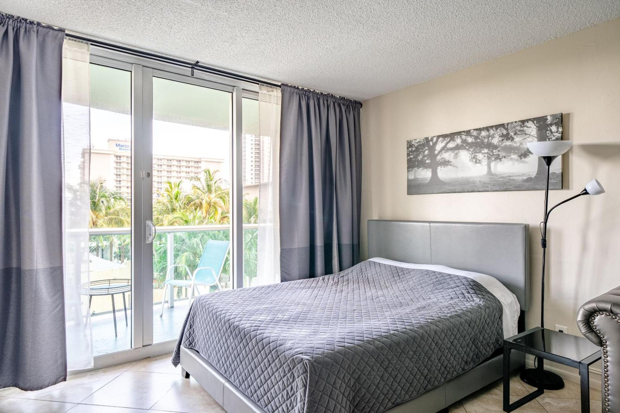 סאני איילס ביץ' Miami Beach Collins Ave Apartments Free Parking מראה חיצוני תמונה