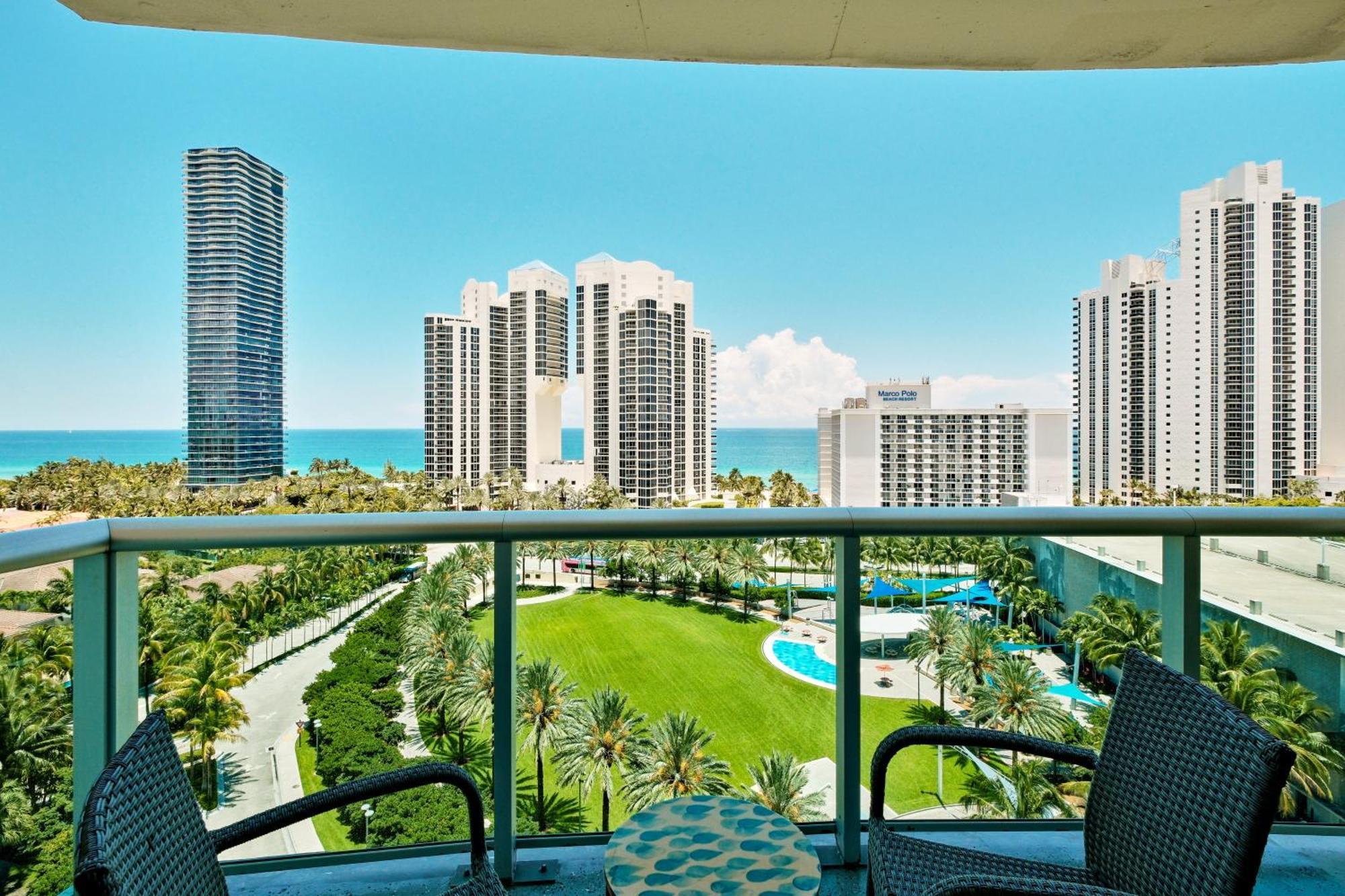 סאני איילס ביץ' Miami Beach Collins Ave Apartments Free Parking מראה חיצוני תמונה